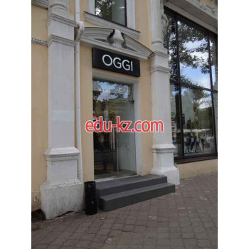 Магазин одежды и обуви oodji